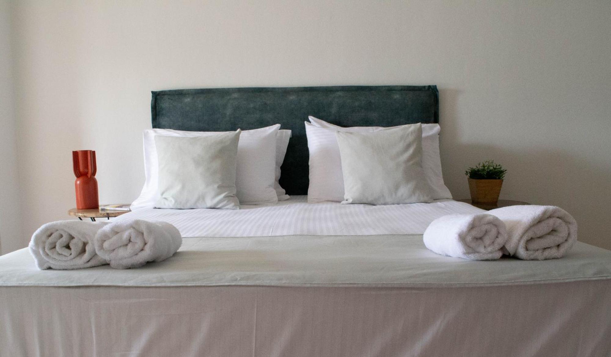 Oniropetra Luxury Suites Armakha Buitenkant foto