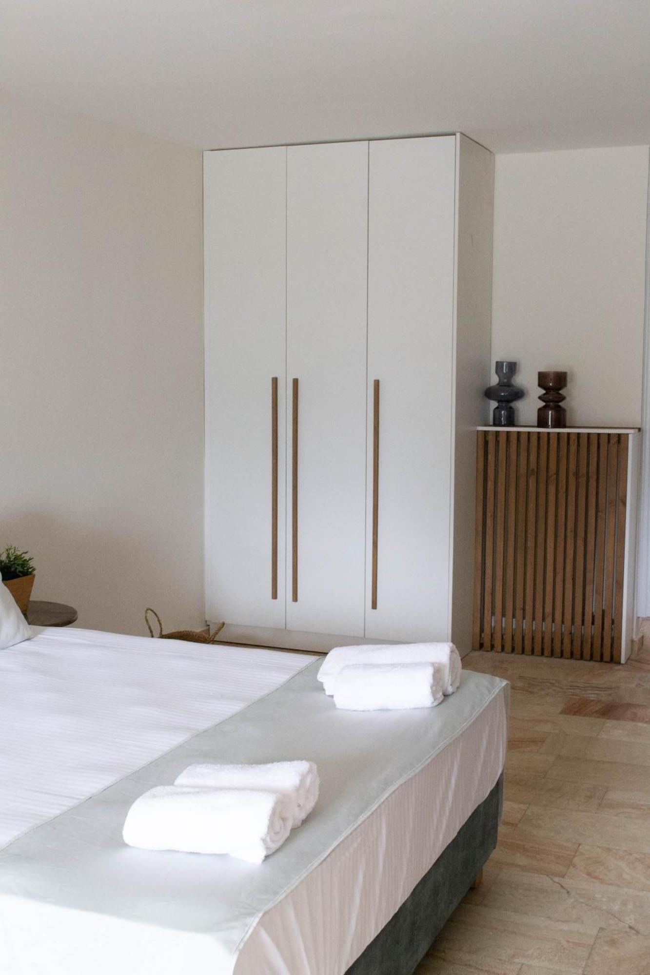 Oniropetra Luxury Suites Armakha Buitenkant foto
