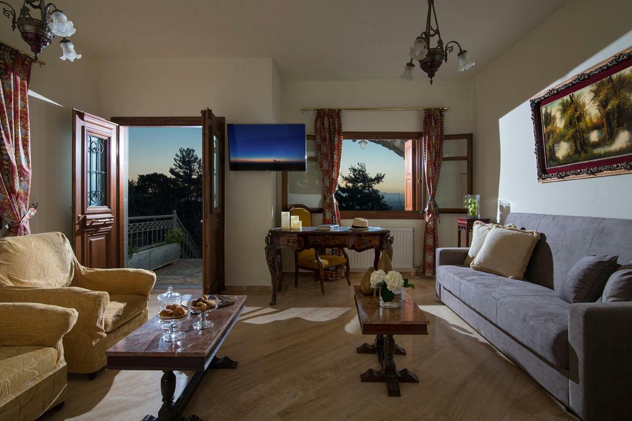 Oniropetra Luxury Suites Armakha Buitenkant foto
