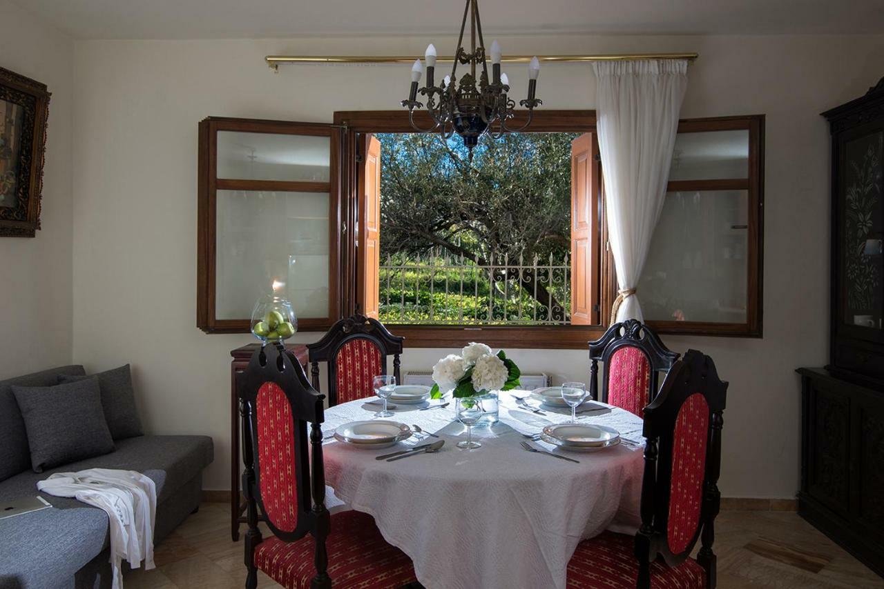Oniropetra Luxury Suites Armakha Buitenkant foto